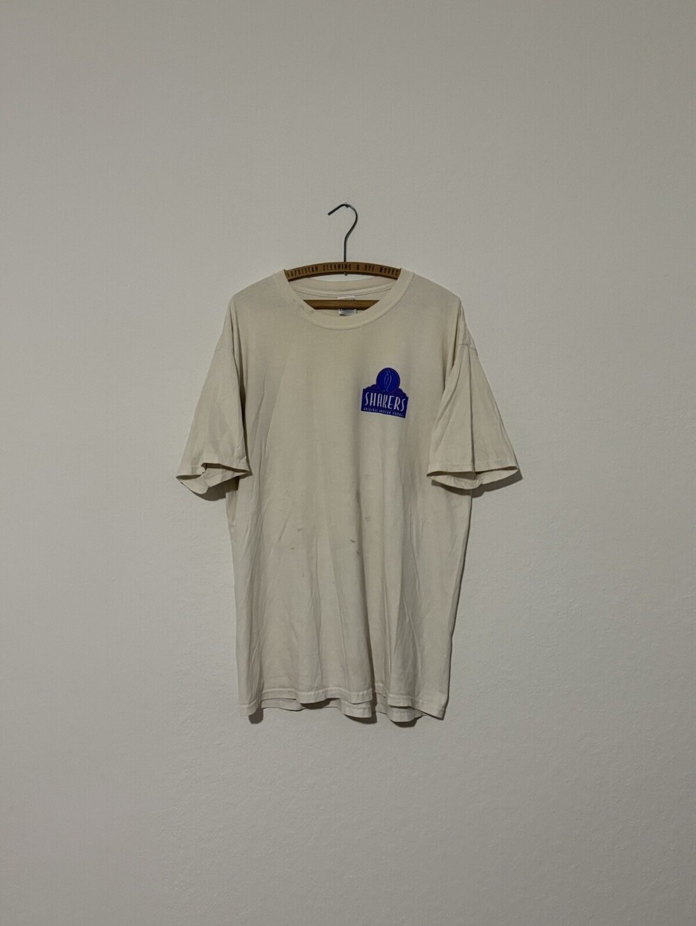 Vintage 90s Shakers Original American Vodka Graphic T Shirt XL White USA